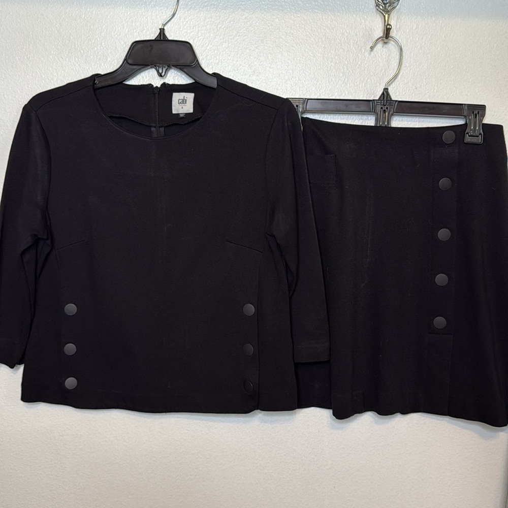 CAbi Black Soft 2pc Chic Skirt Set S/4* - Picture 5 of 10